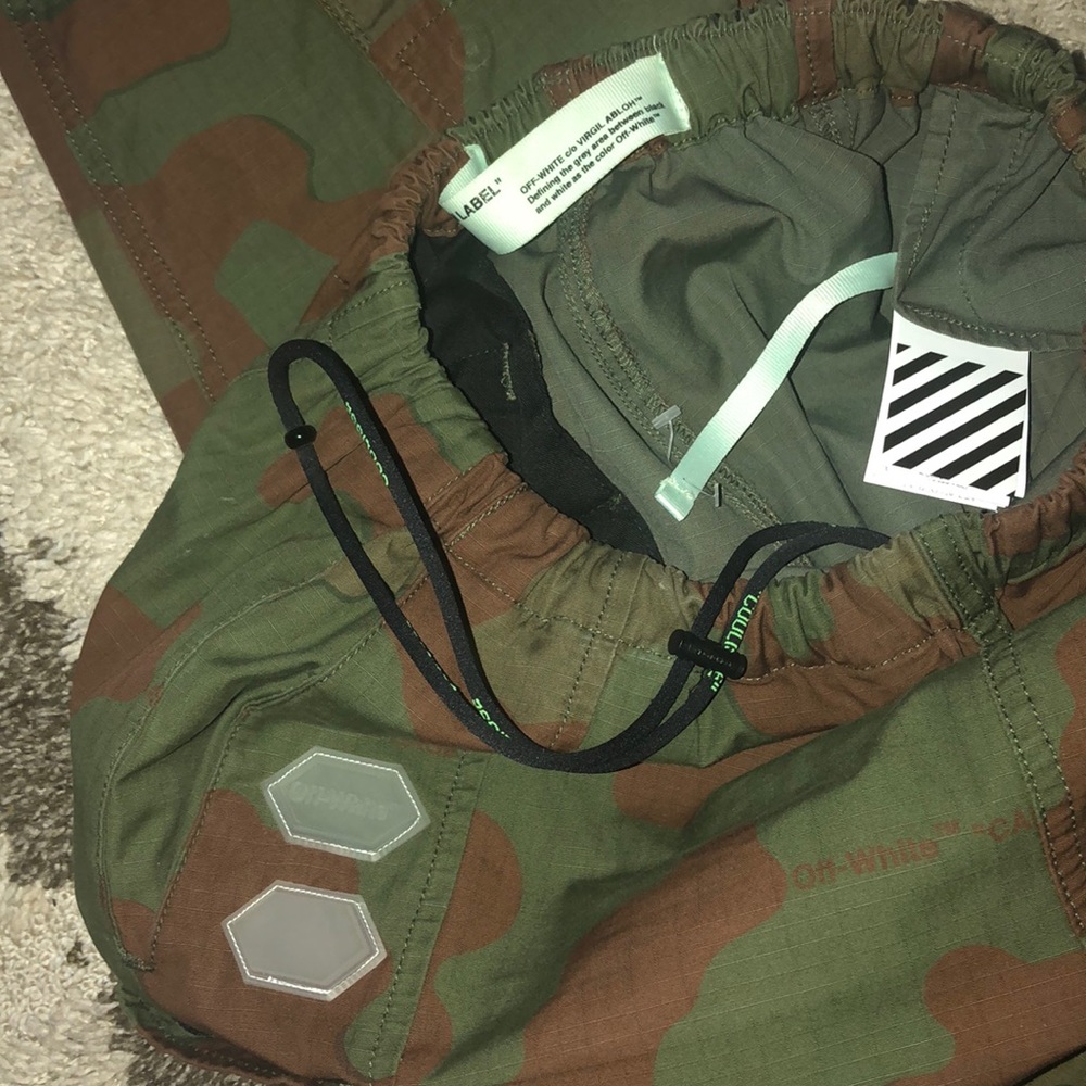OFF-WHITE - Picture 4 of 4